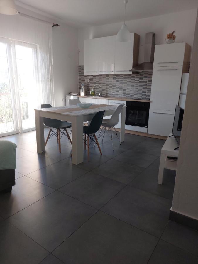 Apartments Radic Rogoznica  Eksteriør bilde